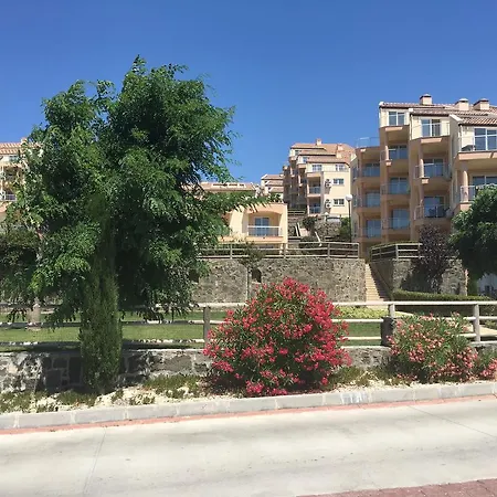 The Pelican Penthouse At Kusadasi Golf Soğucak